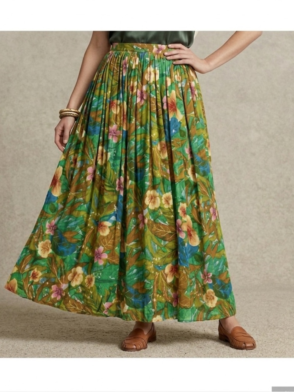Newport News Floral Skirt M Boho Flared Chic Pleated Colorfully Summer Tropical